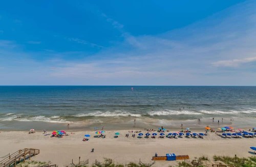 Crescent Beach Condo | Ocean Views and Spring Breeze | CS N703