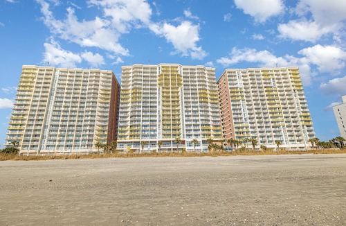 Crescent Beach Condo | Beautiful East Coast Sunrises W/Amenities Galore!