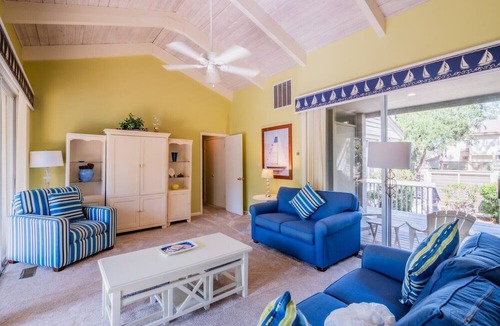 South Beach Condo | 1582 Lagoon Villas- 3b/3b neat South Beach Marina, Pickleball