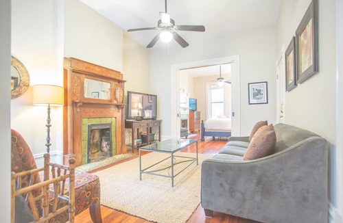 Savannah Victorian District Apartment | Relax Across from Forsyth Park | Cozy Pet-friendly Retreat by Lucky Savannah