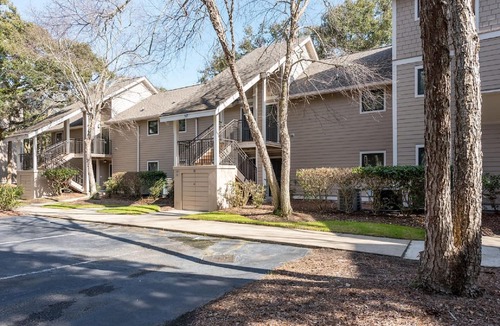 Seabrook Island Villa | Beautiful updated 2 bed 2 bath Close to beach!