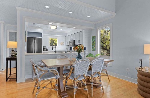 Seabrook Island Villa | Cozy 3BR/3.5 BA Retreat - Neighborhood Pool! access included!