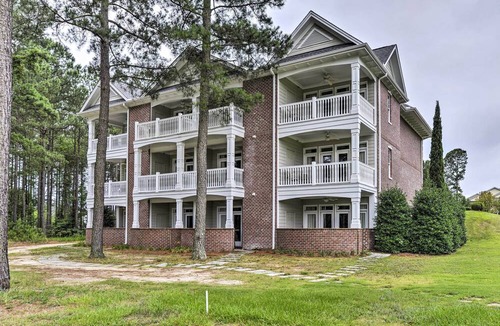 Spring Lake Condo | Anderson Golf Club Condo w/Community Amenities!