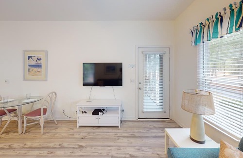 Sea Trail Condo | CV17D, Golf Views | Tee Time Steps from the Door