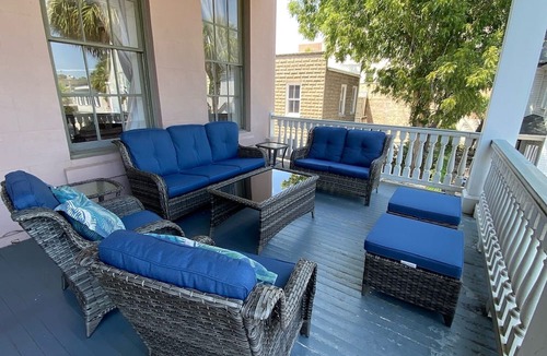 Charleston Historic District Condo | Sleeps 10-12- Downtown Charleston- AUG & SEPT DISCOUNTED