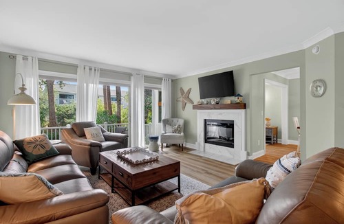 Twin Oaks Condo | Award-Winning Resort Amenities | Racquet Club 7