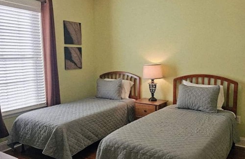 Central Myrtle Beach Apartment | Sweet Magnolias | Beach Escape Near Top Courses