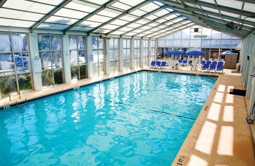 Surfside Beach Resort | Myrtle Beach | Romantic Golf Retreat | Pool + Golf