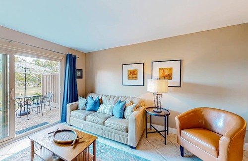 South Beach Condo | Charming Ground Floor studio condo near beach with tennis, pickleball, & water views