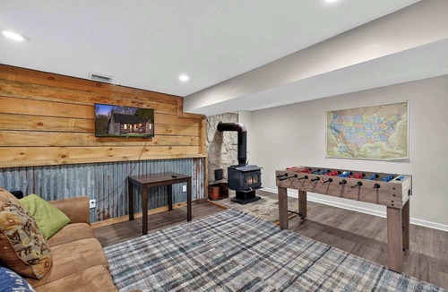Fishers Hill Cabin | Waterfront cabin w/fireplace, hot tub & BBQ grill