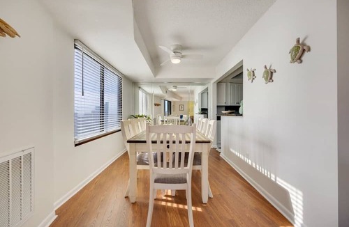Myrtle Beach Condo | Inland Escape/Walk to Beach/Sleeps 8