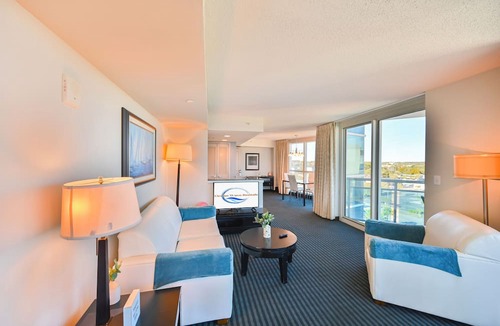 Downtown Myrtle Beach Condo | Panoramic Oceanfront Condo on 7th Floor