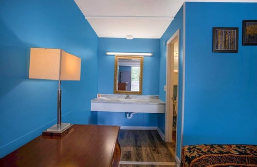 Kernersville Apartment | 2 Full Bed|Smk|Kernersville NC