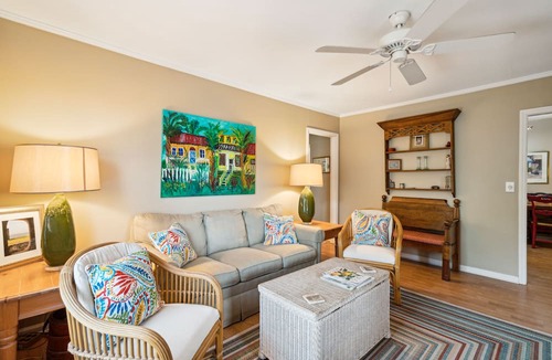 Sullivan's Island Condo | Sullivans Island condo, centrally located, near beach & more - 20 Island House