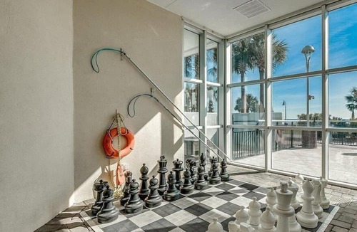 Downtown Myrtle Beach Apartment | 🏖️Stunning Ocean Views | Pools + Hot Tub | Bay View Resort 1005B🏖️