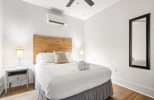 Downtown Charleston Apartment | The Heart of Historic King St | Cooper Suite
