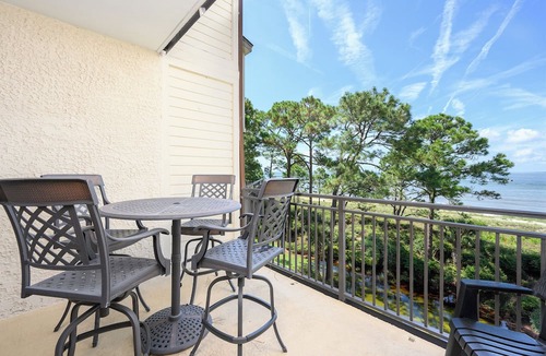 South Beach Condo | Oceanfront | Dolphin & Sunset Views | 2025 Renovation | 1841 Beachside Tennis