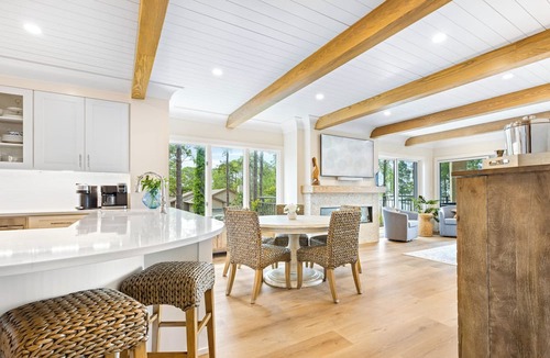 South Beach Condo | Oceanfront, All New! 3rd Floor, 2BR/2 BA, Updated, Open Plan & Super Stylish