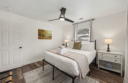 Mount Pleasant Apartment | Delightful, Spacious 4BR/2BA close to Shem Creek!