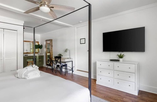 North Charleston Apartment | Park Circle - Firefly - Renovated 3 Bedroom!
