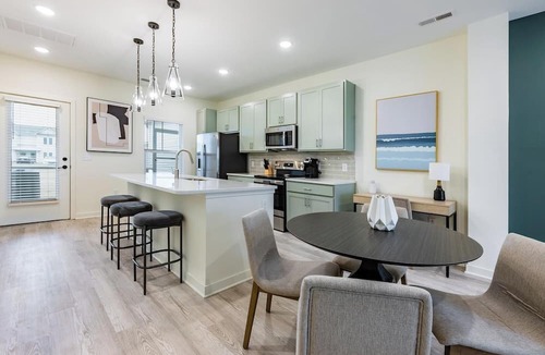 Wilmington Apartment | Landing | Stunning 2BD, Gym, Clubhouse