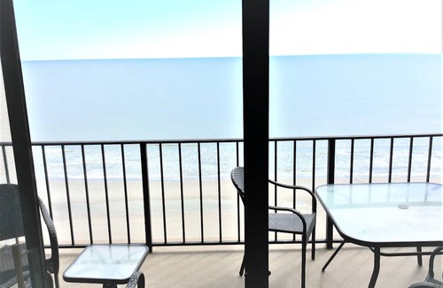 Arcadian Shores Condo | Oceanfront Spacious View the Sunrise Family Friendly & Quiet Building