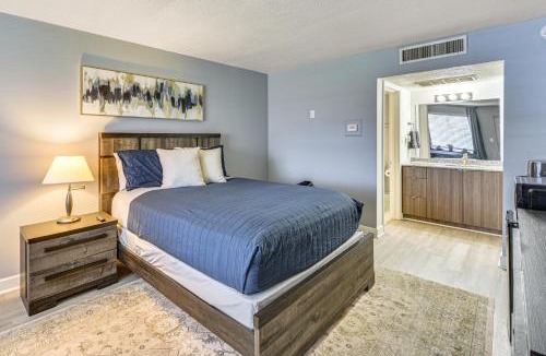 Sheffield Park Apartment | Work & Play! Studio Near Uptown, Hospitals, Sports