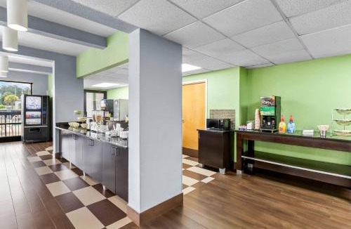 Walterboro Hotel | Quality Inn Walterboro I-95
