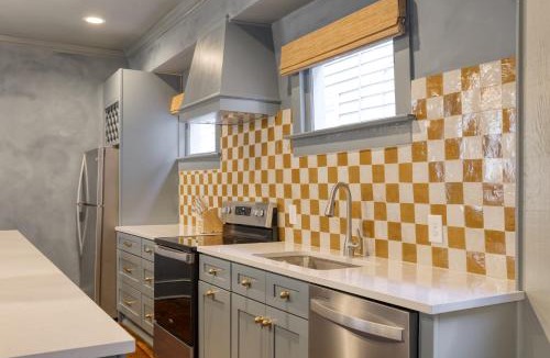 Harleston Village Bed & Breakfast | Bed&Breakfast Veranda King Suite - Walk to King