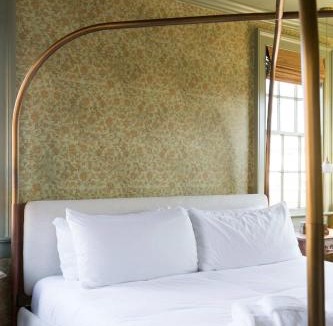 Harleston Village Bed & Breakfast | Bed&Breakfast Veranda King Suite - Walk to King