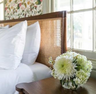 Harleston Village Bed & Breakfast | The Nicholas Veranda King Suite - Walk to King