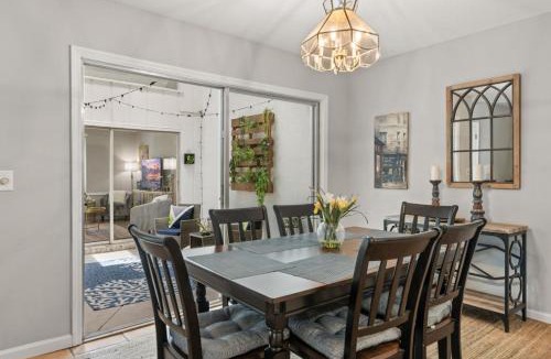 Hanahan House | Stay at Cypress Cottage