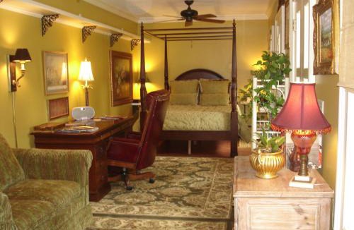 Ansonborough Bed & Breakfast | 22 Charlotte