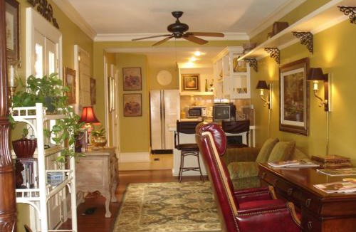Ansonborough Bed & Breakfast | 22 Charlotte