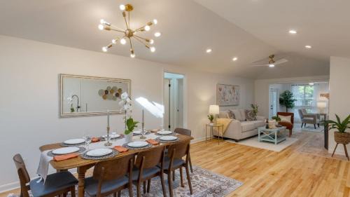 Twin Oaks House | 52 Twin Oaks - Conch Cottage by AvantStay
