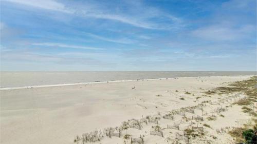 Isle of Palms House | 513 Seascape by AvantStay