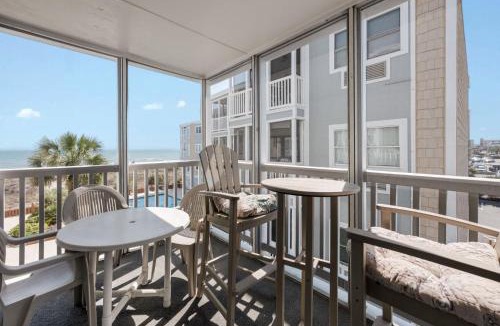 Crescent Beach House | Beautifully Decorated Unit at Palmwood Villas 3BR