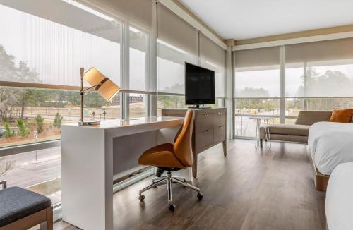 Summerville Hotel | DoubleTree by Hilton Summerville Nexton