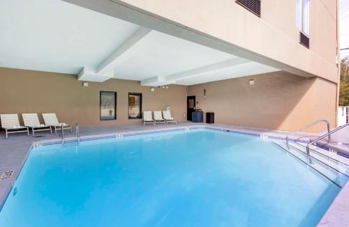 Ladson Hotel | Best Western Magnolia Inn and Suites