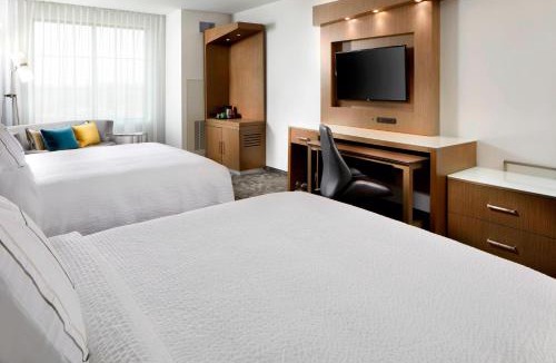 Fort Mill Hotel | Courtyard Charlotte Fort Mill, SC