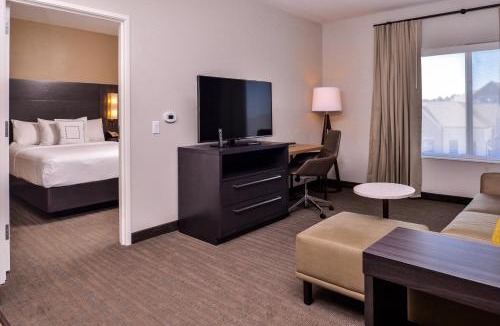 Dixie - Berryhill Hotel | Residence Inn by Marriott Charlotte Steele Creek