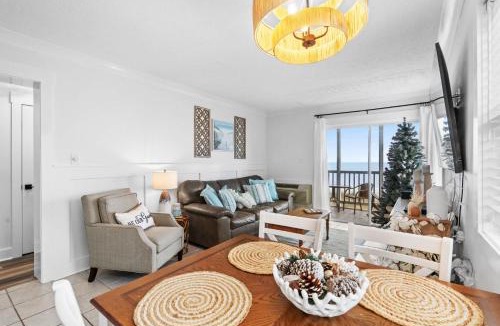 Crescent Beach House | Palmwood Villas - Our Place By the Sea