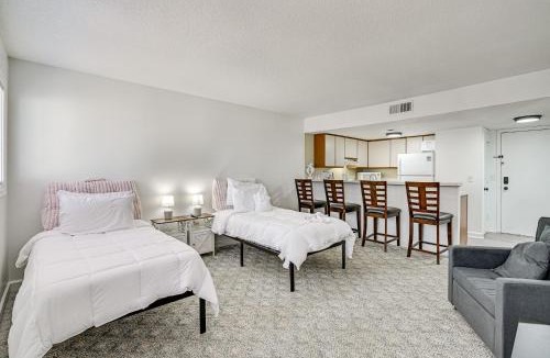 Myrtle Beach House | Swim, Soak + Play: Myrtle Beach Resort Condo!