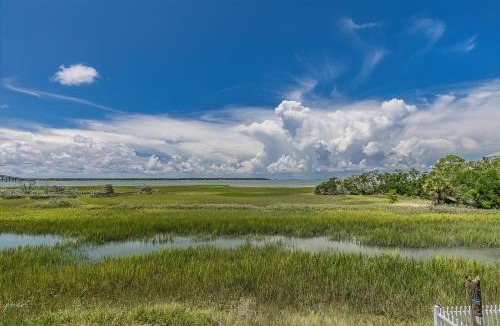 Oceanmarsh Subdivision House | Seaside Bungalow With Million Dollar Views