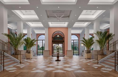Charleston Hotel | Embassy Suites by Hilton Charleston Harbor Mt. Pleasant