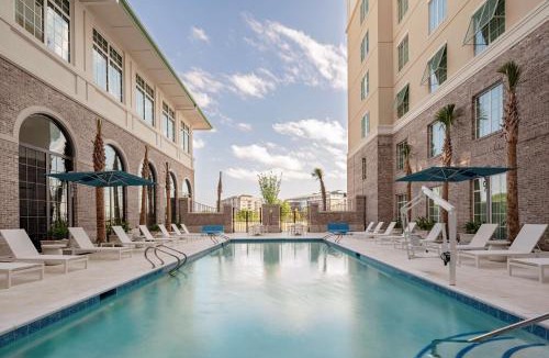 Charleston Hotel | Embassy Suites by Hilton Charleston Harbor Mt. Pleasant