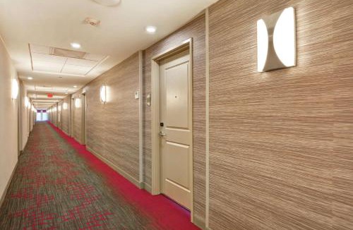 West Ashley Hotel | Home2 Suites Charleston West Ashley