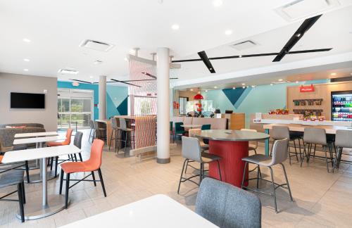 Summerville Hotel | avid hotel Summerville by IHG