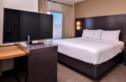 Dixie - Berryhill Hotel | Residence Inn by Marriott Charlotte Steele Creek