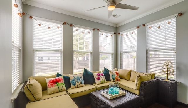 Chapin Vacation Rental ~ 5 Mi to Lake Murray!